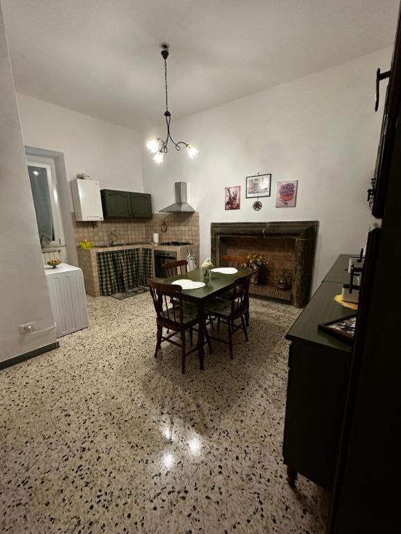 La Casa Sotto Il Castello Διαμέρισμα Bracciano  Εξωτερικό φωτογραφία